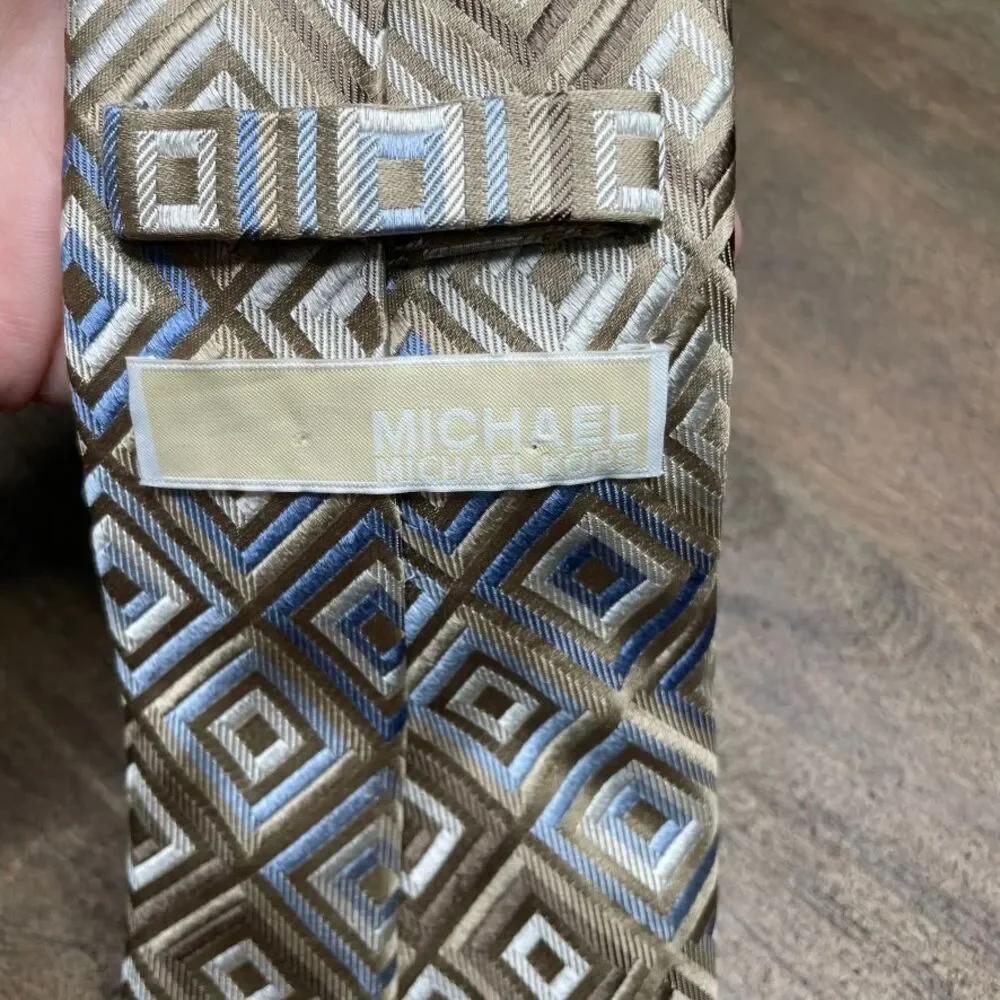 MICHAEL Michael Kors Mens 100% Silk Tie One‎ Size Tan Beige Blue Neutral Work